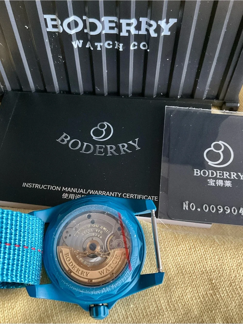 Mint Automatic Hi-Beat Boderry Titanium Field Watch Original Box/Manual